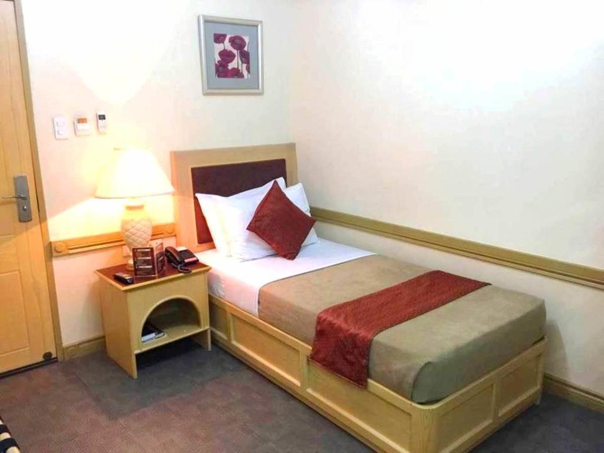 Phela Grande Hotel General Santos City Zimmer foto